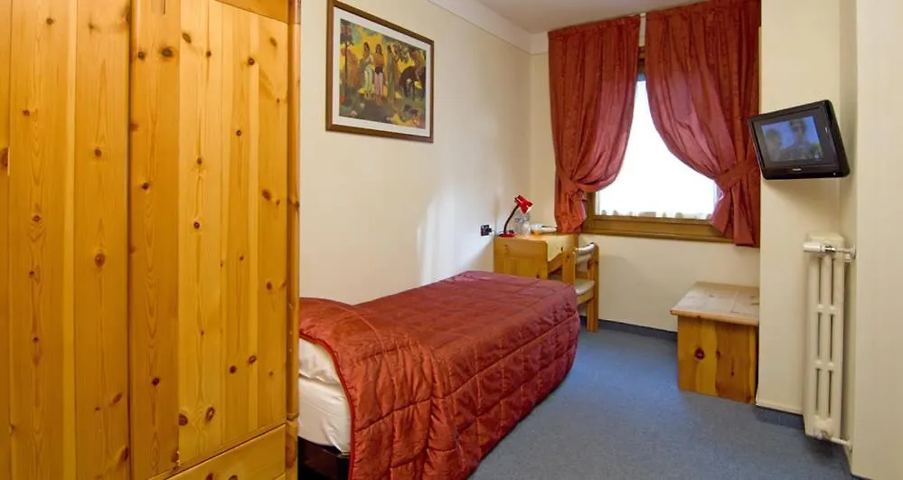 Albergo Alpenrose Livigno Hotel