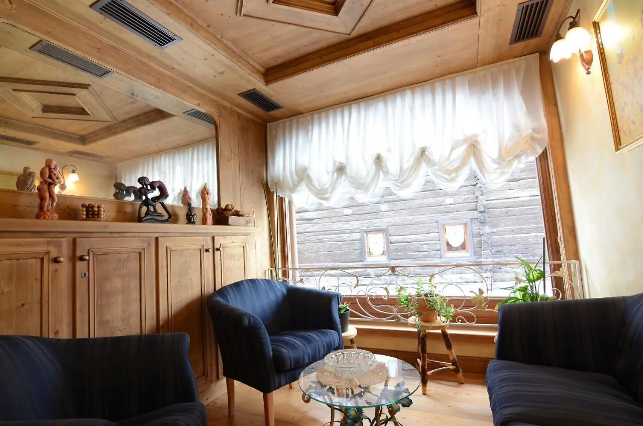 Albergo Alpenrose Livigno Szálloda